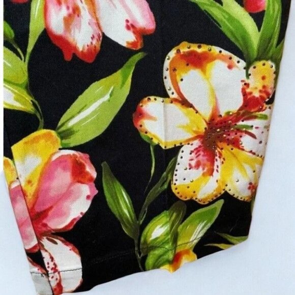 St John Sport Marie Gray Floral Sequin Straight Leg Capri Pants Multicolor 4 - Picture 6 of 10